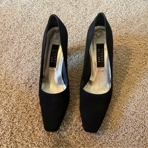 Like new Stuart Weitzman limited addition black & swavorski crystal heels - Picture 3 of 14